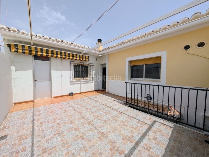 Foto 31106c1a-7b50-4f8c-8dbf-05404a6734c5. Casa amb aparcament a Loja