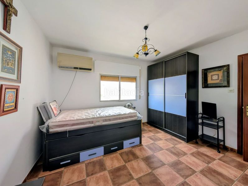 Foto beb6be89-0f61-4ad8-b374-8bb79611799e. Casa amb aparcament a Loja