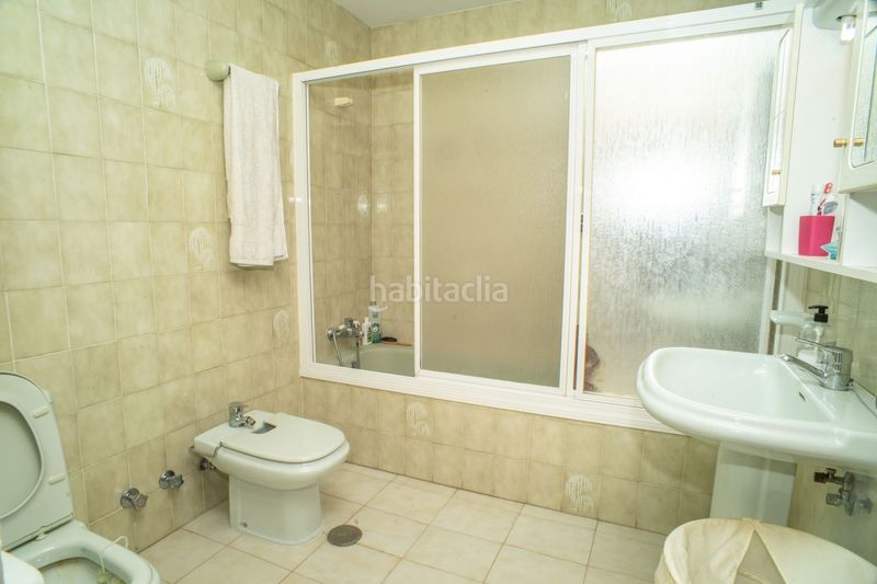 Foto 0f9b9791-16ea-4a72-9ca4-f300b93a5e38. Xalet amb aparcament piscina a Loja