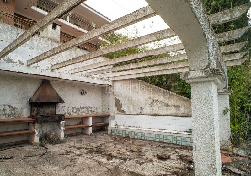 Foto 19bc00da-5b5b-444b-aa36-4a614df6c4d2. Xalet amb aparcament piscina a Loja