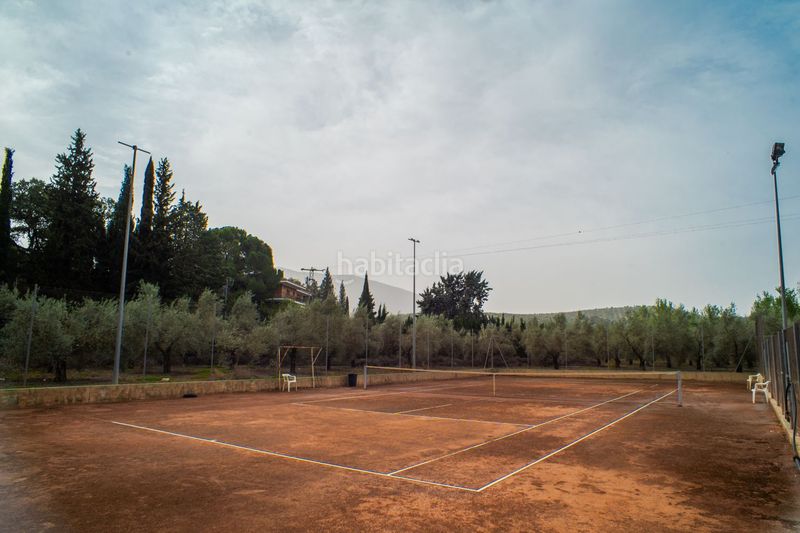 Foto c8ca3892-6ba5-4803-b379-79cb1e14e7bd. Xalet amb aparcament piscina a Loja