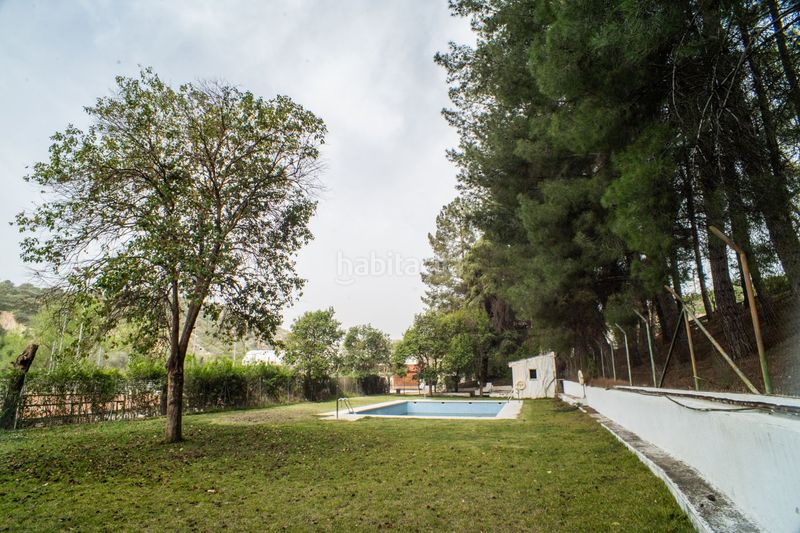 Foto e86e4fa1-2934-45cc-8321-b1d1583953a4. Xalet amb aparcament piscina a Loja