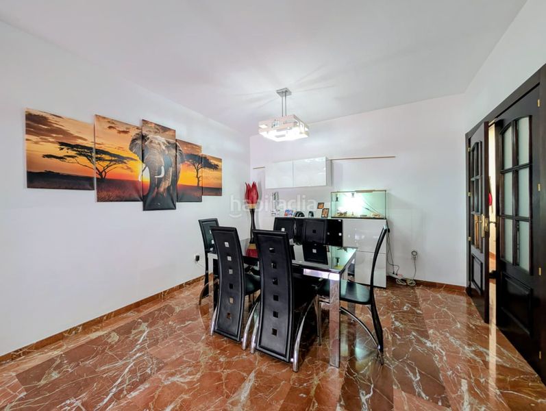 Foto b0d0d67e-d855-4235-986e-daad4fc8e659. Flat with heating parking in Loja