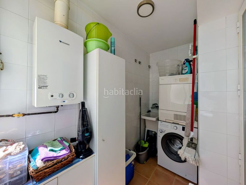 Foto e2f7efae-80a6-4e06-b126-2437c0407ef1. Flat with heating parking in Loja