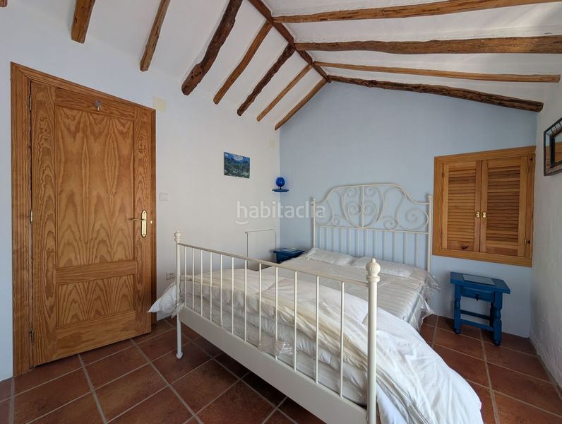 Foto 058f1fdb-cdec-4d06-912f-ceb15964e9cb. Casa amb calefacció a Loja