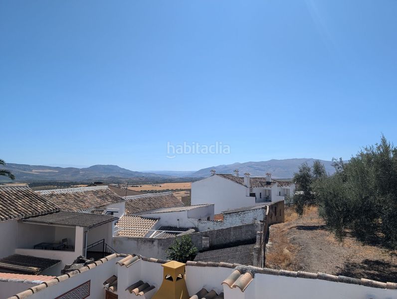 Foto 11e9bbed-ecc1-4ff0-9019-1af7fc7f003e. Casa amb calefacció a Loja
