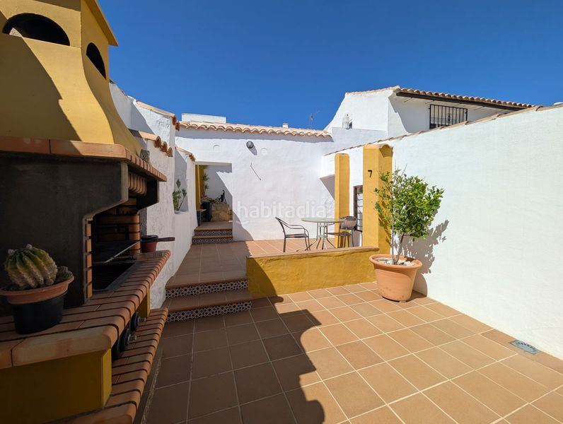 Foto 1c3d8402-928a-4606-9680-d02b856c8737. Casa amb calefacció a Loja