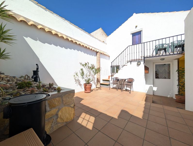 Foto ff18447d-e06e-4814-be8f-c0caa46037e7. Casa amb calefacció a Loja