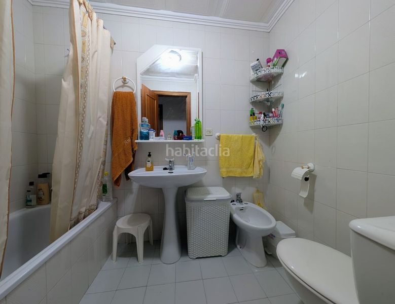 Foto f0838208-9840-4a99-bbb2-f29bcdc41101. Flat with heating in Loja