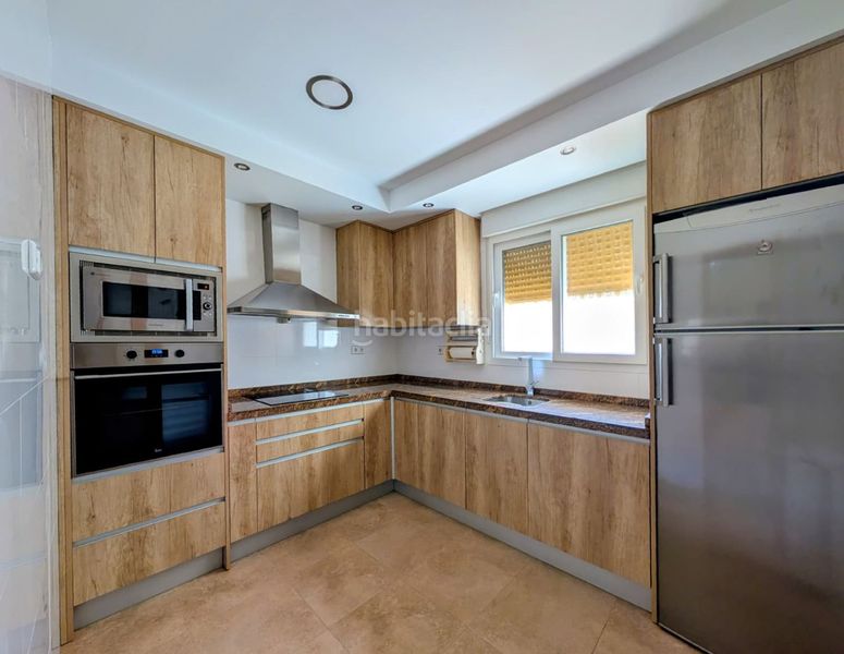 Foto d740de43-62b6-4d95-a5a2-a79c946f6830. Flat with heating parking in Loja