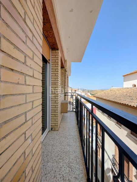 Foto df2da9fb-99e6-4824-9b3b-be15ed134720. Flat with heating parking in Loja