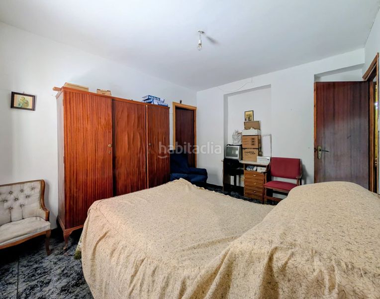 Foto c87c1b24-17e6-4093-88c3-21cb2d360068. Casa a Loja