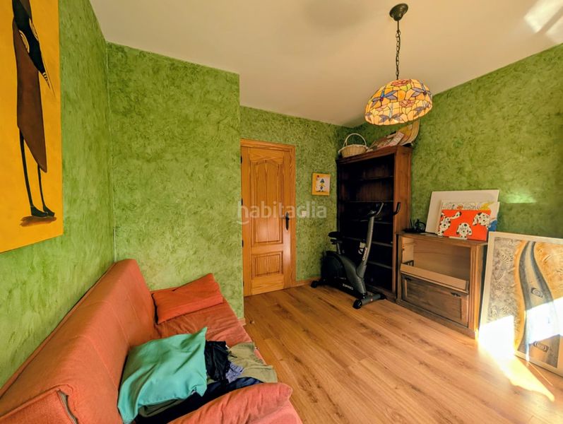 Foto db4b803f-516c-4971-909f-c9536363ad50. Casa adossada amb calefacció aparcament a Loja