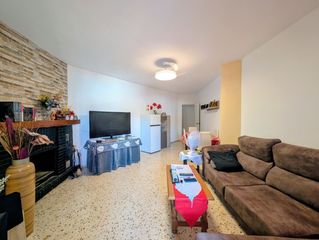 Etagenwohnung in Loja. Piso en venta en barrio san miguel, 5 dormitorios.