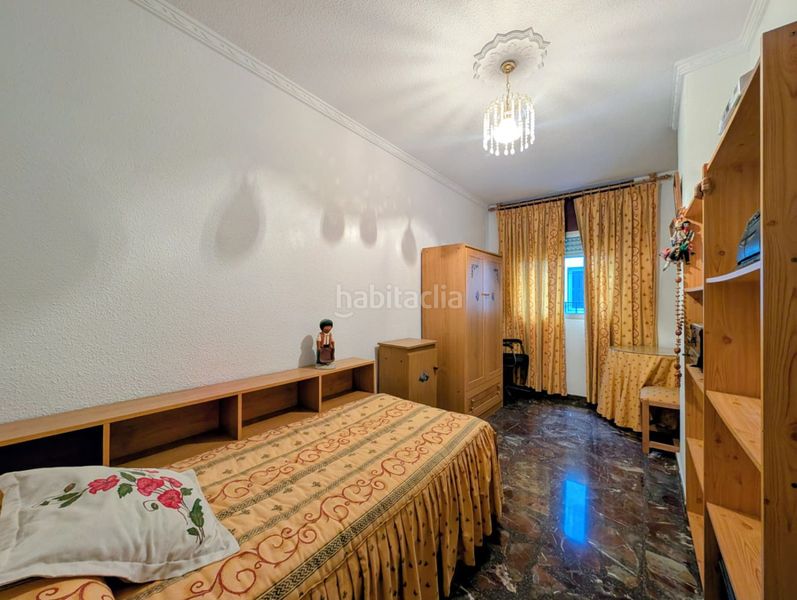 Foto 1690ce1f-118c-4b46-b605-4ed29141f68c. Flat with parking in Loja