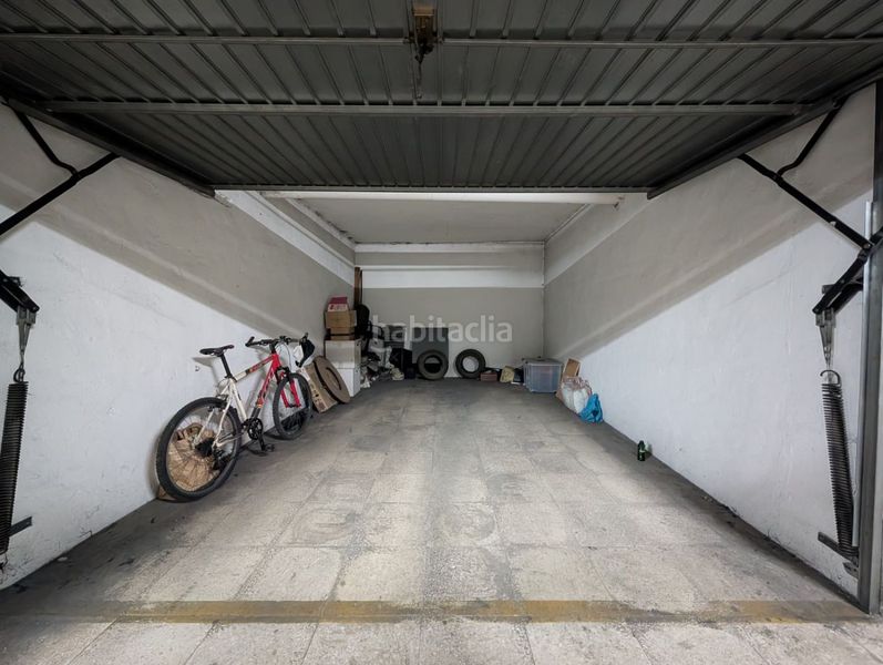 Foto 8ef355e6-a447-4349-bb71-b1e0c4f7acf3. Flat with parking in Loja