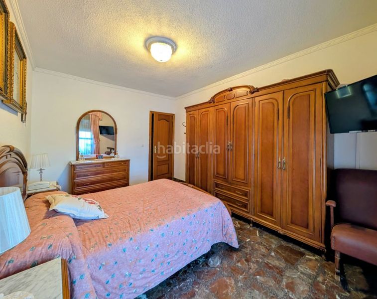 Foto b51ad04a-c2a5-4906-9b24-eef67a5abb53. Flat with parking in Loja