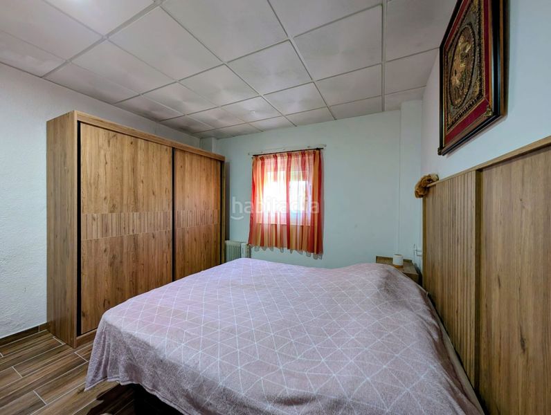 Foto 4b381104-1151-4ee2-b458-f37b11300b74. Casa amb aparcament a Loja