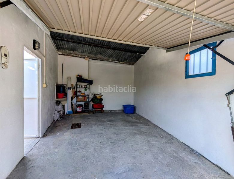 Foto bc78bdc5-defe-42df-94c7-f897459cedb7. Casa amb aparcament a Loja