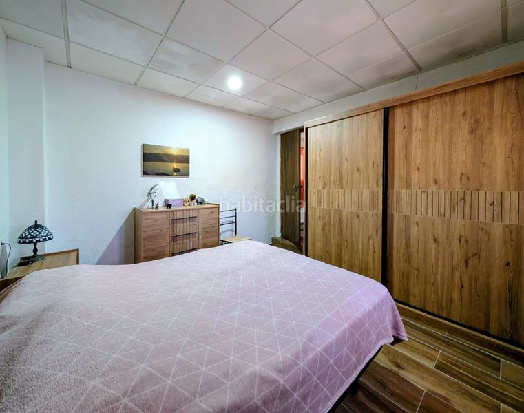 Foto c46cd421-1869-4de4-b372-337b435ecc22. Casa amb aparcament a Loja