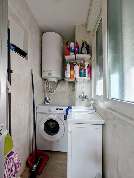 Foto 4573b4b5-7bd7-430e-ac32-29f993d6260f. Flat with heating in Loja