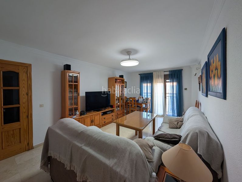 Foto b817f9e9-5d19-479e-a628-0be3de8738a6. Flat with heating in Loja