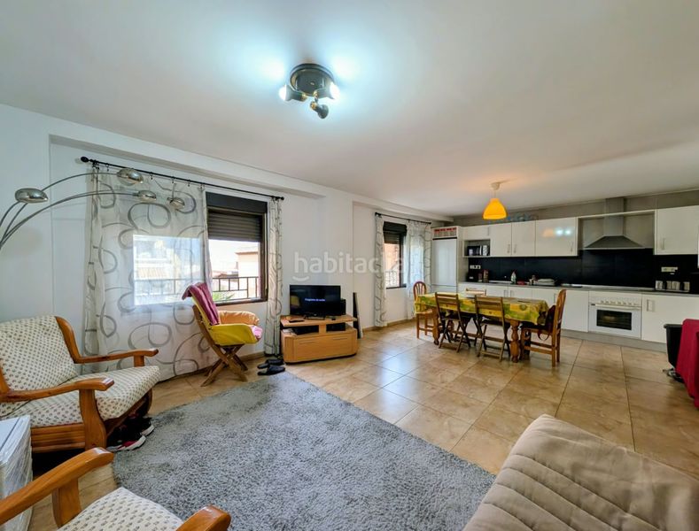 Foto 5c9d3127-909f-4f6a-9647-830cf67e3034. Flat with heating in Loja
