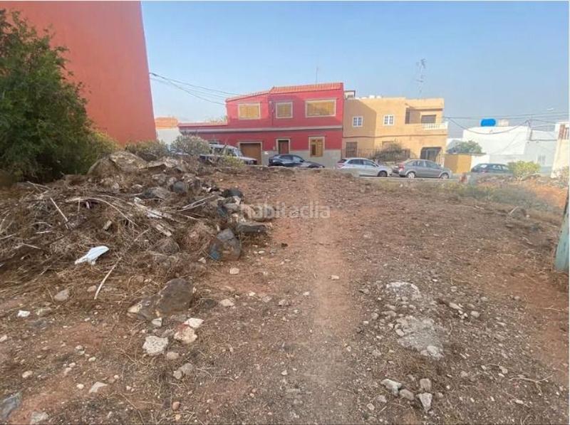 Foto 5eb8f042-5fb6-46a6-aba7-e7e14ddf2022. Terreno residencial solar urbano en barrio del cristo, en Ingenio