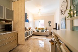 Pis a Sardina. Piso con garaje en sardinasanta lucía de tirajana  ideal para in