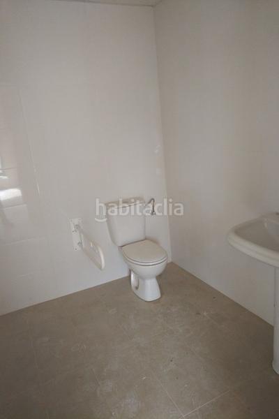 Foto e92c9598-050b-49e1-b403-8fc747e8ea48. Rent business premise in avinguda de barcelona 35 in Igualada