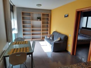 Lloguer Pis  Carrer de la riera. Pis d una habitacio a odena