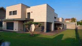 Location Maison à Sesoliveres-Pla de la Massa. Espectacular casa moderna y amueblada en alquiler en igualada