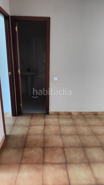 Foto cb61cbd0-4aa4-4e7a-90dd-6a7cd3da78e5. Pis amb calefacció aparcament a Llevant Igualada