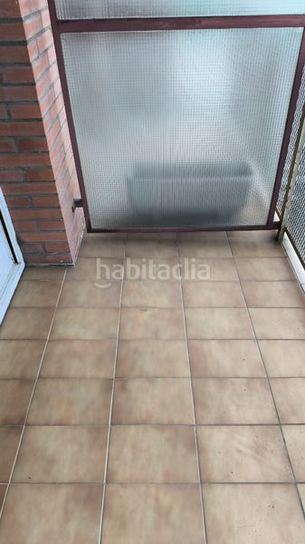 Foto fba3893b-35ac-43d8-8136-da28fd8193a4. Pis amb calefacció aparcament a Llevant Igualada