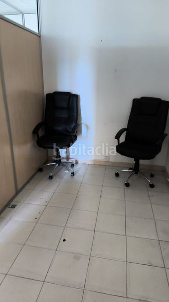 Foto 0134fb23-fe9d-48a3-9a73-ea68d17eb035. Local comercial amb calefacció a Poble Sec Igualada