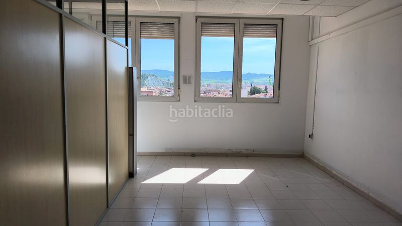 Foto 1f1cf7d4-b102-40a0-a59e-8ce92f523ee8. Local comercial amb calefacció a Poble Sec Igualada