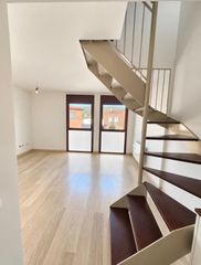 Duplex  Carrer torrenova. Precios duplex a capellades de 3 habitacions i 2 banys