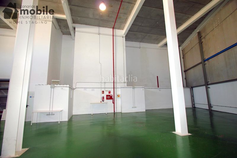 Foto 32d54290-3e03-416f-a2bd-d8c770a1f3d3. Nau industrial a calle carpintero 13c a Playa del Hombre - Taliarte - Salinetas Telde