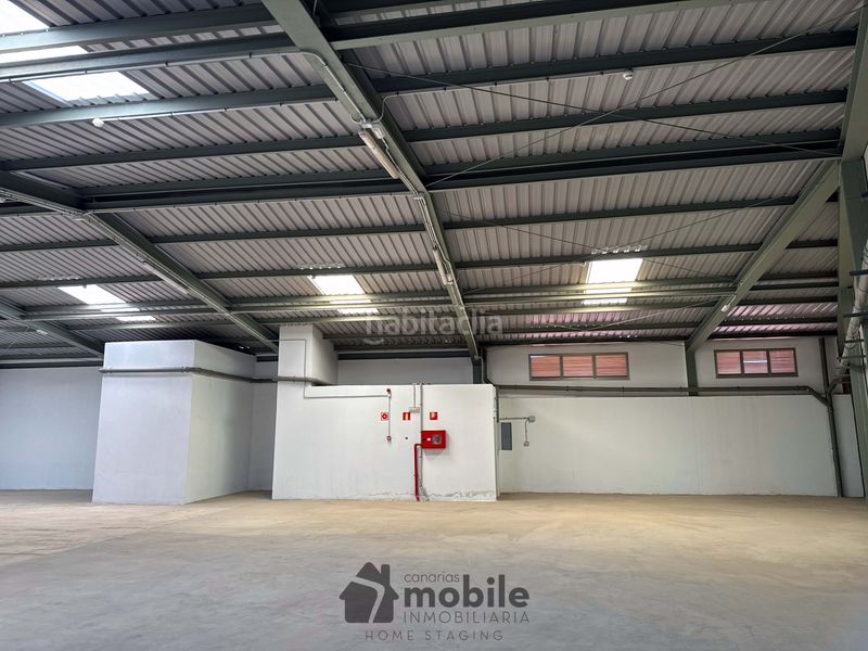 Foto af66981b-4bd2-4983-bd30-d6c0af4cd1ed. Nau industrial a calle carpintero 13c a Playa del Hombre - Taliarte - Salinetas Telde