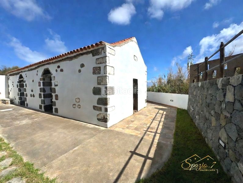 Foto 2781b935-29a8-4a32-b945-213edc01ed0c. Masia amb aparcament piscina a La Montañeta - La Goleta - El Cerrillo Arucas