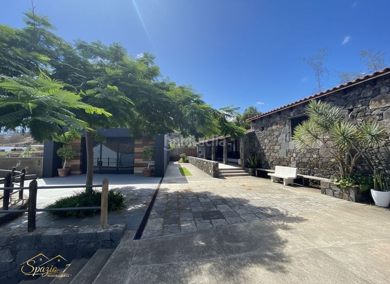 Foto 6b8f93f3-b0b3-4c98-b41a-52e8c6bcdbfa. Masia amb aparcament piscina a La Montañeta - La Goleta - El Cerrillo Arucas