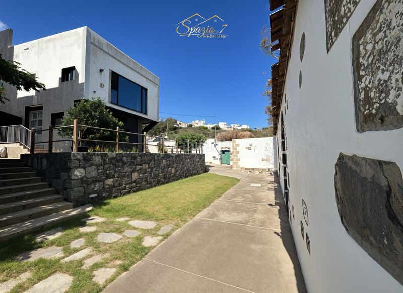 Foto 77faaaa3-cab2-47ba-b6c8-12e02882db0e. Masia amb aparcament piscina a La Montañeta - La Goleta - El Cerrillo Arucas