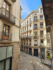Pis a Carrer de Milans