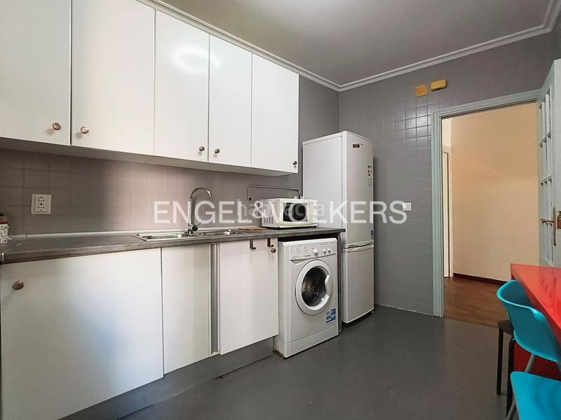 Foto d1d72478-9d72-4853-9fa4-8d52cd3d9f40. Apartament amb calefacció a Centro - Echegaray Pontevedra