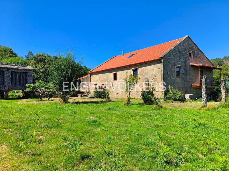 Foto 768e8ed2-d9b3-42db-954c-082cf3cef80e. Casa amb calefacció piscina a Cotobade