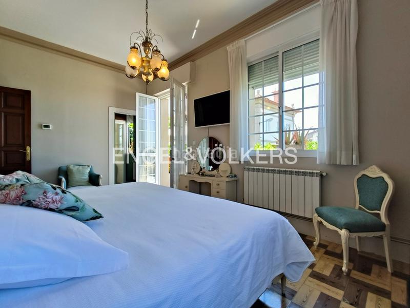 Foto 7f1b327d-34c2-403c-ae0b-f1d438754f32. Casa a schiera con riscaldamento piscina in O Carril Vilagarcía de Arousa