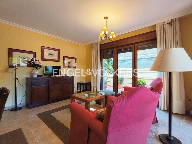 Foto ac2c3dfb-516d-429f-b2f3-32c06c024797. Apartament amb calefacció aparcament a Noalla Sanxenxo