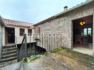 Casa a Cotobade. Casa rural con parcela de 4.000m en cotobade
