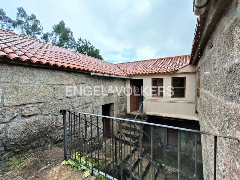 Foto 23dfec19-6512-4b9a-95e4-a735bddca638. Casa  rural con parcela de 4.000m en Cotobade