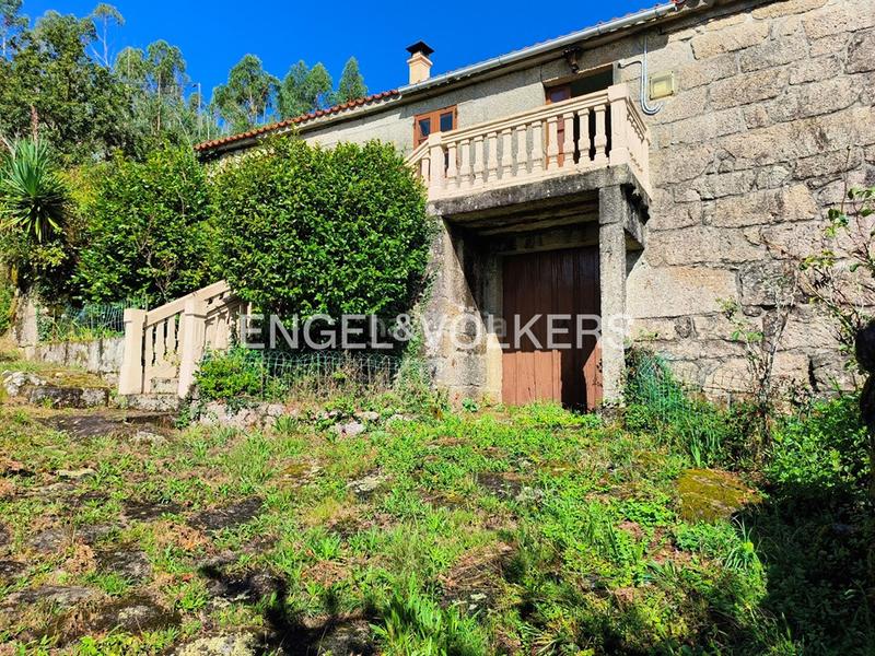 Foto 5556adab-10fa-4e1c-8dd0-787ae111e198. Casa  rural con parcela de 4.000m en Cotobade